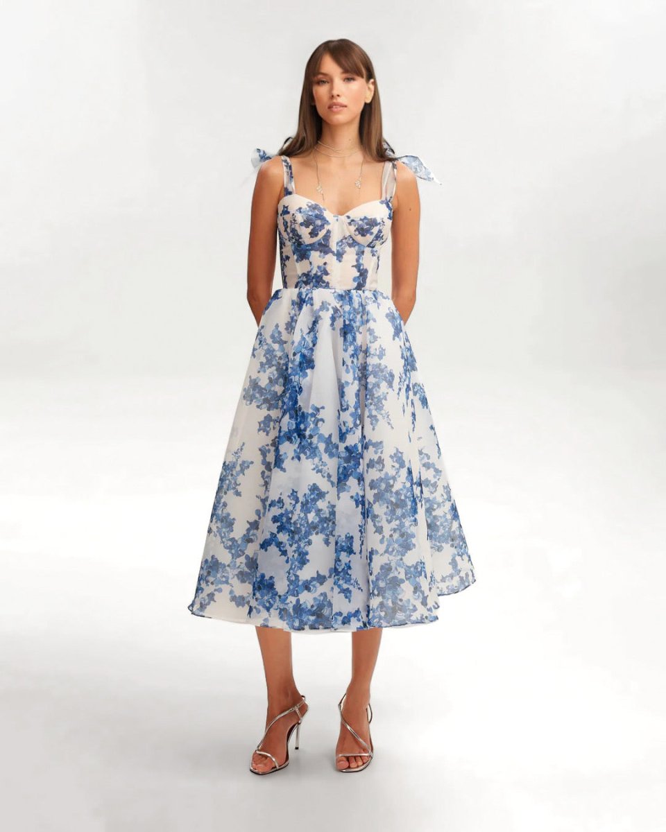 Robe bleue élégante et confortable pour toute occasion